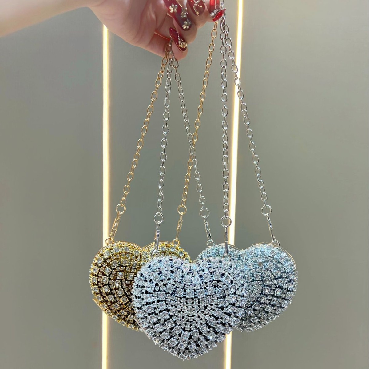 Luksusowa torebka kopertówka z – Mini Purse Chain recenzja i cena